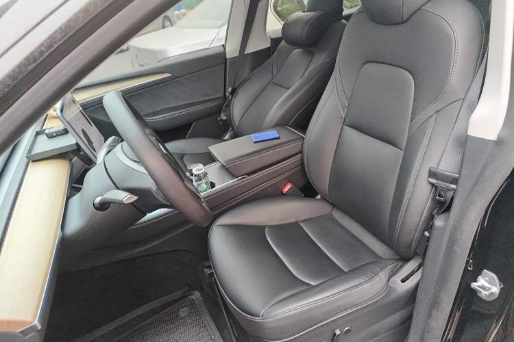 Used Tesla Model Y 2021 Standard Range Rear-Wheel Drive Version