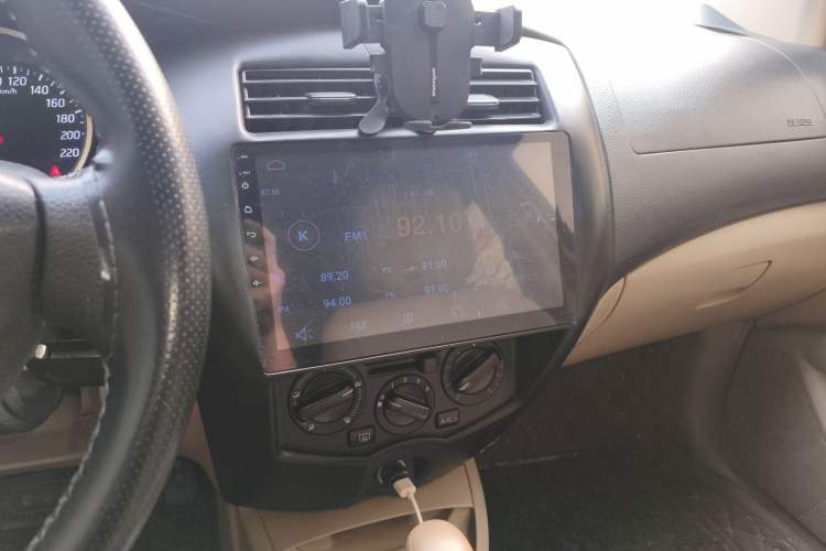 Used Nissan Livina 2015 1.6XE CVT Comfort Edition Audio And AC Panel