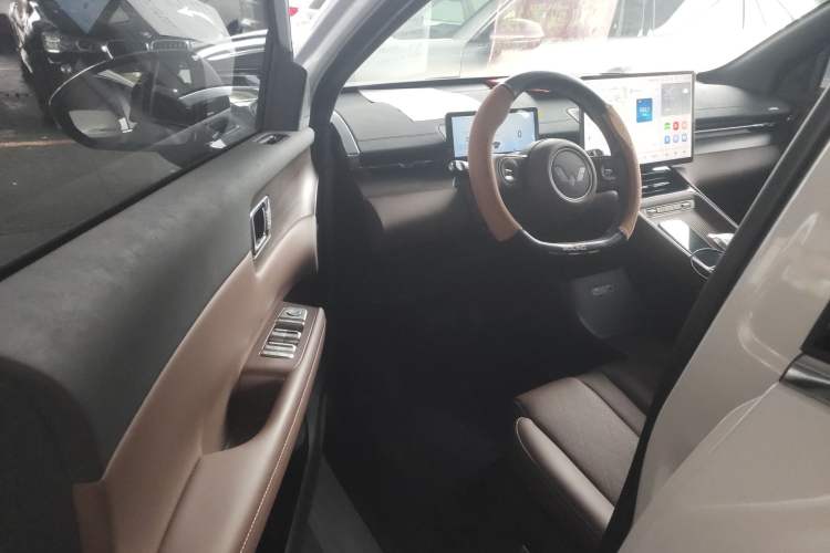 Used Wuling Xingguang S 2024 130km Flagship Version
