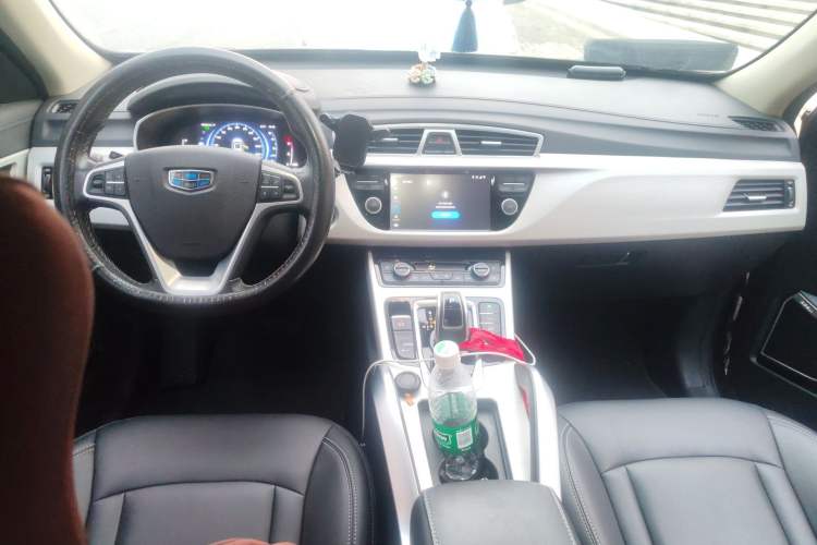Used Geely Auto Emgrand X7 Sport 2020 1.8TD DCT Two-Wheel Drive Smart Connect 4G-Enabled Version