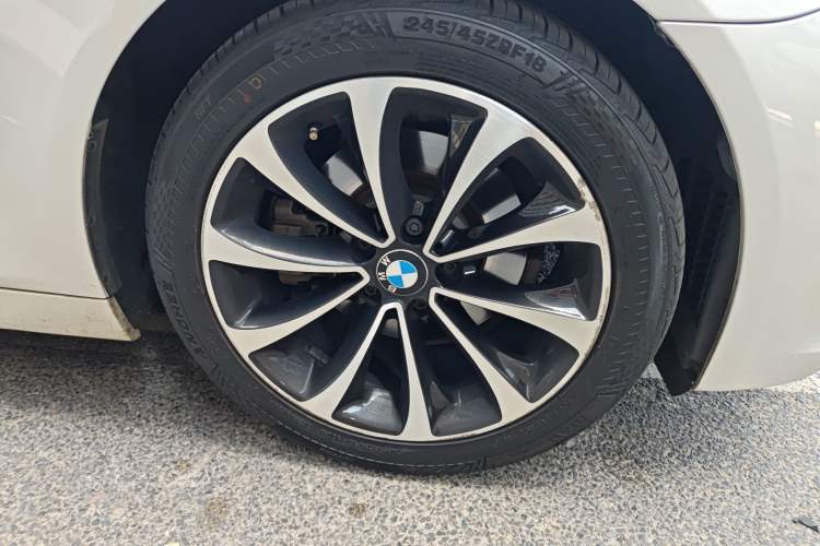 Used BMW 5 Series 2017 525Li Leading Model