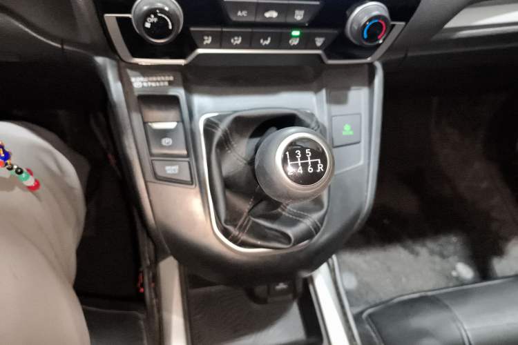 Used Honda CR-V 2017 240TURBO Manual Two-Wheel Drive Classic Edition