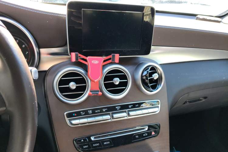 Used Mercedes-Benz GLC 2019 GLC 300 L 4MATIC Dynamic Model
