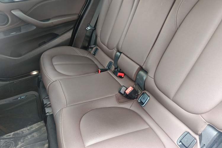 Used BMW X1 2020 sDrive25Li Leading Model
