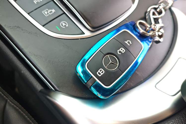 Used Mercedes-Benz C-Class 2021 C 260 L Sport Edition Star Collection Vehicle Key