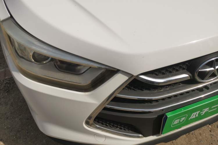 Used JAC Group Refine S3 2014 1.5L CVT Luxury Version Right Front Headlight