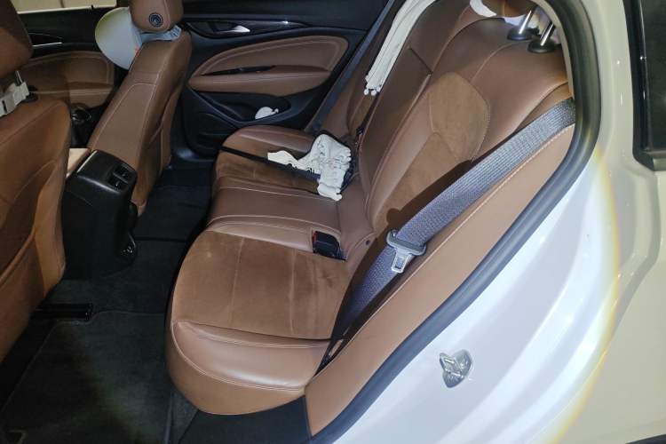 Used Buick Regal 2019 20T Elite Version China VI Standard
