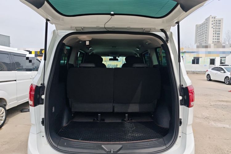 Used SAIC MAXUS G10 2023 2.0T Manual Multi-Function Version Diesel 7/8/9 Seats