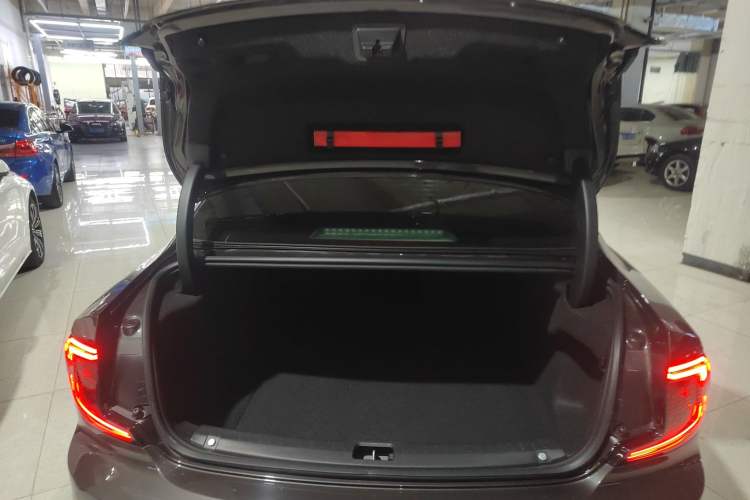 Used Volvo S90 2021 B5 Zhiyuan Luxury Edition