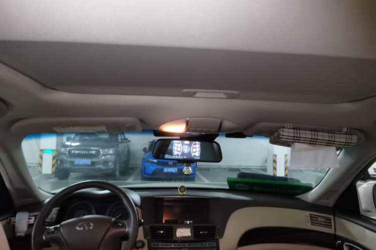 Used Infiniti Q70 2013 Q70L 2.5L Elegance Edition Headliner