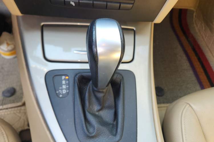 Used BMW 3 Series 2011 320i Luxury Edition