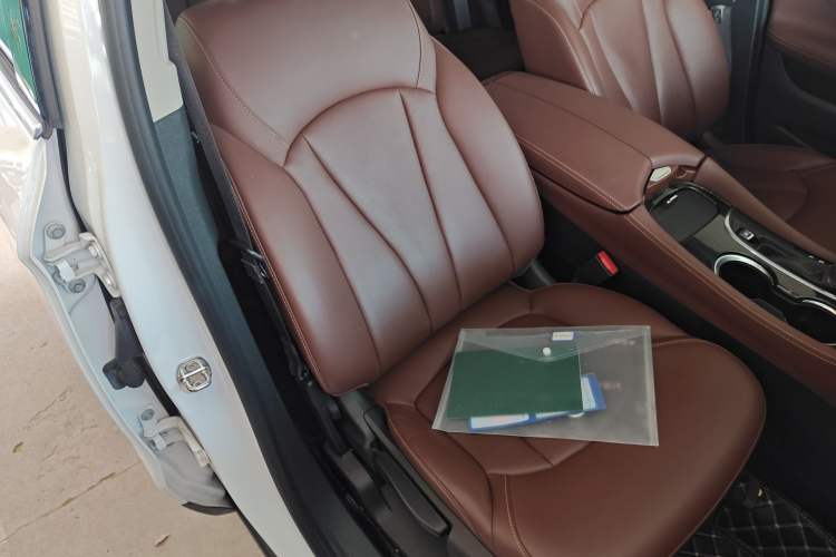 Used Buick Envision 2019 28T 4x4 Elite Version China V Standard Right Front Seat