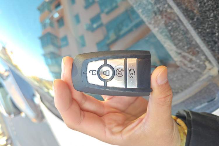 Used Ford Explorer 2014 2.0T AT Two-Wheel Drive U.S. Specification