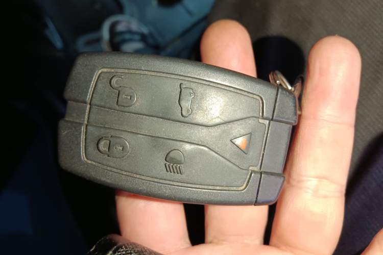 Used Land Rover Freelander 2 2011 3.2L i6 SE Gasoline Version Vehicle Key