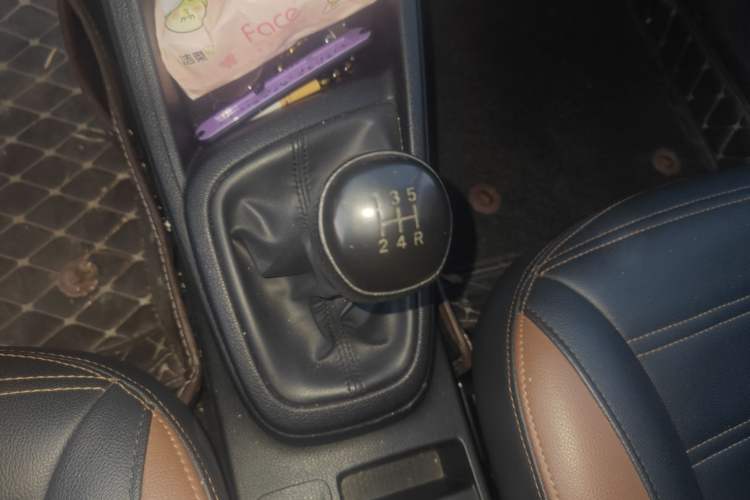 Used Hyundai Verna (older generation) 2017 1.4L Manual Refreshed Version China V Standard
