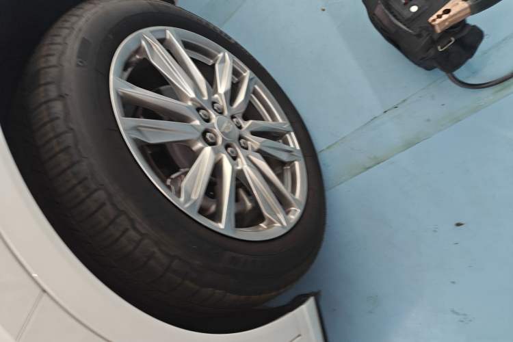 Used Cadillac XT6 2022 2.0T Six-Seater Four-Wheel Drive Luxury Version
