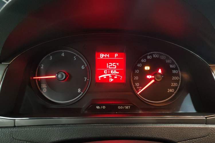 Used Volkswagen Santana 2016 1.6L Automatic Comfort Edition
