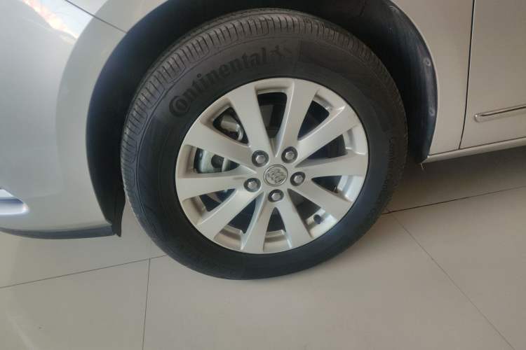 Used Buick GL8 2018 28T Luxury Model China VI Standard