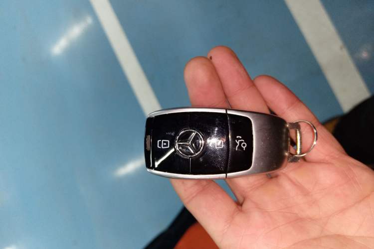 Used Mercedes-Benz Vito 2021 2.0T Business Version 7 Seats
