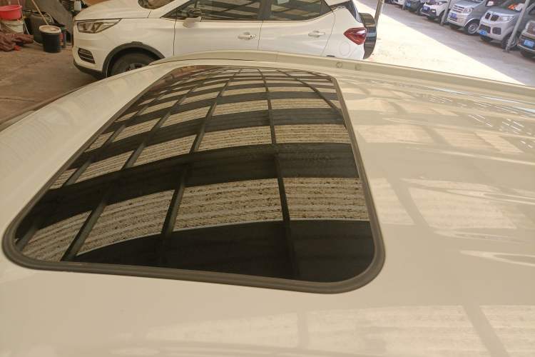 Used Mitsubishi Outlander 2019 2.0L Two-Wheel Drive Comfort Edition 5 Seats China VI Standard