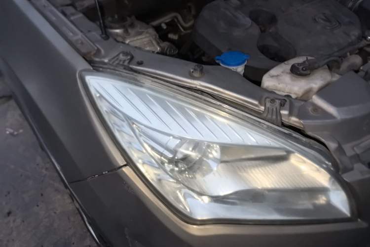 Used CHANGAN CS35 2015 1.6L Automatic Luxury Model China IV Standard Right Front Headlight