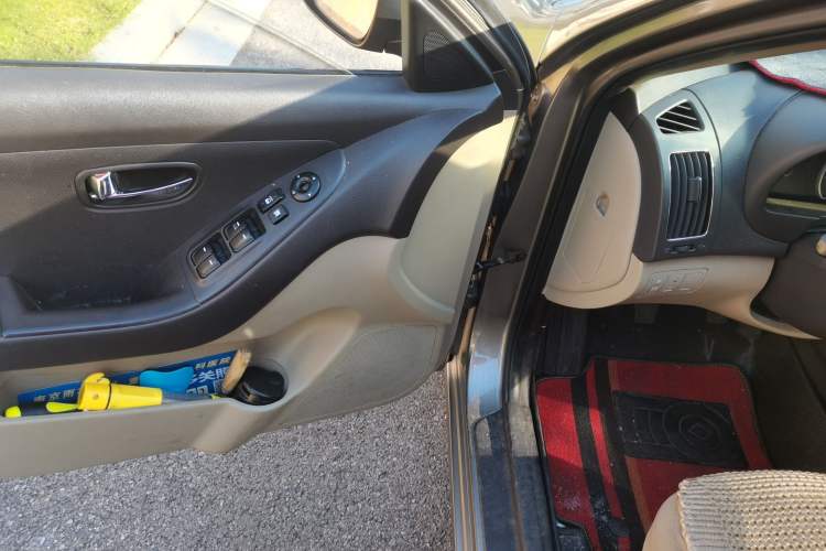 Used Hyundai Celesta 2011 1.6L Manual Luxury Model