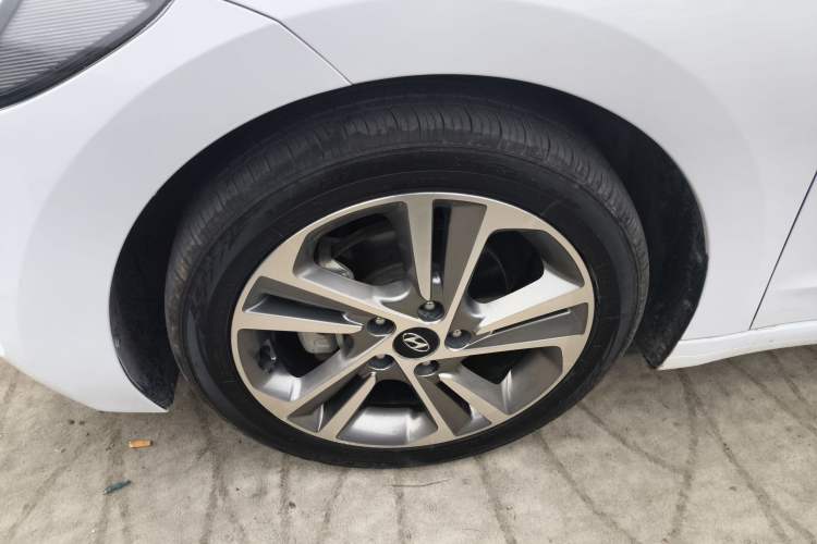 Used Hyundai Elantra (6th Generation / Lingdong) 2018 1.6L Automatic 15th Anniversary Special Edition Exterior 4