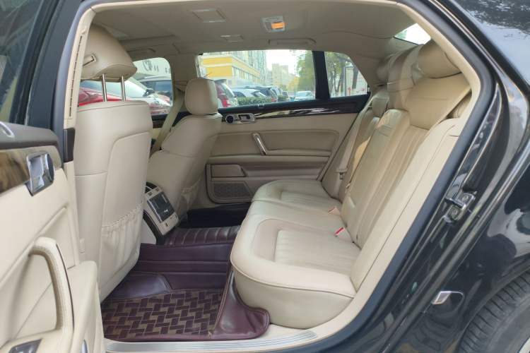 Used Volkswagen Phaeton 2011 3.6L V6 5-Seater Extended Comfort Version
