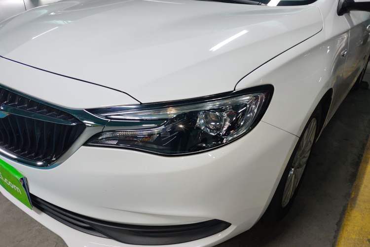 Used Buick GT 2021 Revised Version Flagship 1.5L Automatic Elite Edition Left Front Headlight