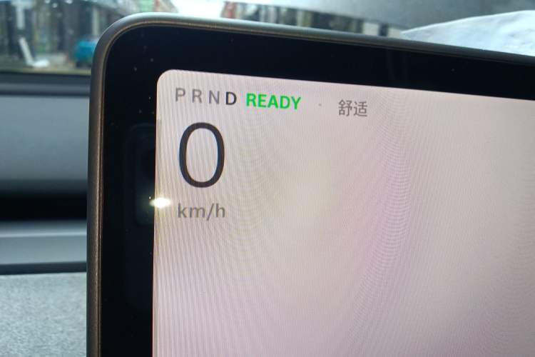 Used Tesla Model Y 2023 Rear-Wheel-Drive Version
