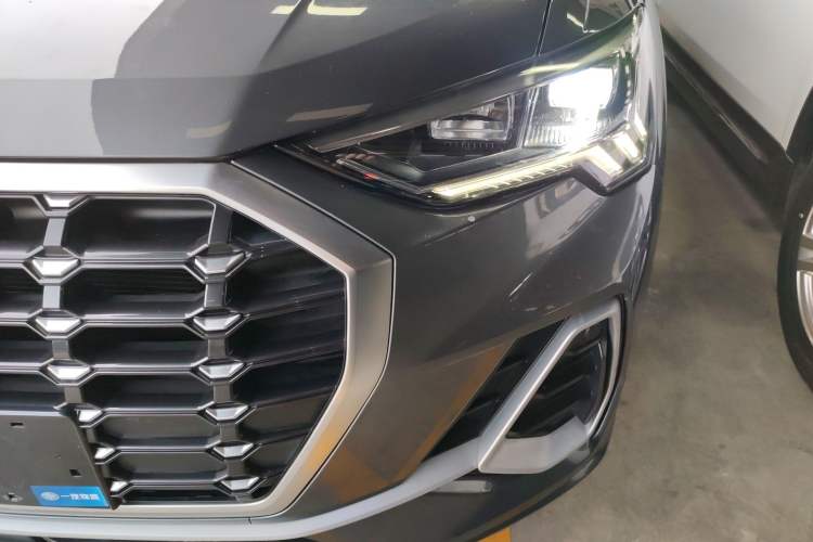 Used Audi Q3 2020 35 TFSI Fashion Dynamic Model Left Front Headlight