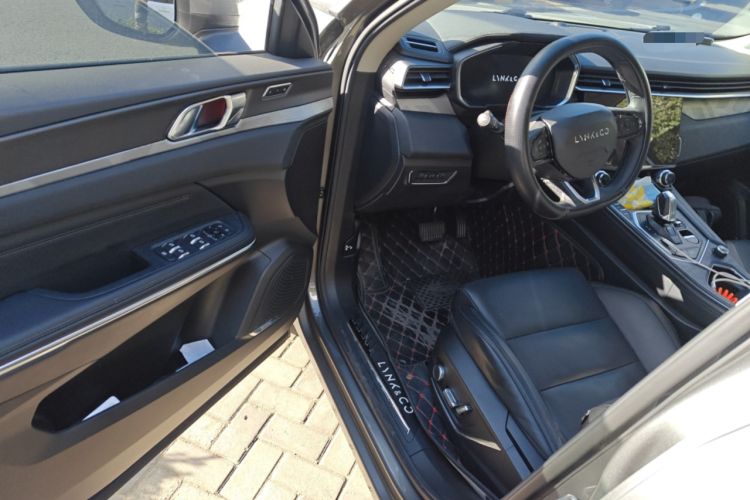 Used Lynk & Co 01 2021 2.0TD Two-Wheel-Drive Pro Trim
