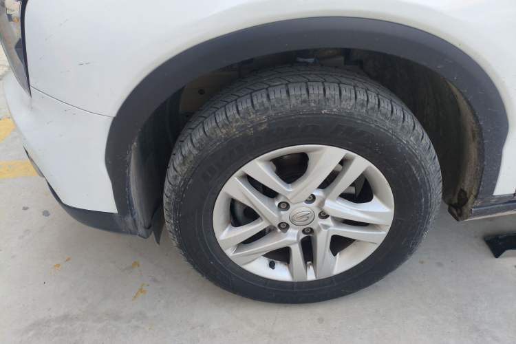 Used GAC Trumpchi GS7 2017 280T Two-Wheel Drive Luxury Model Left Front Wheel Hub