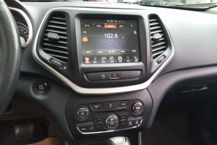 Used Jeep Cherokee 2015 2.4L Elite Edition
