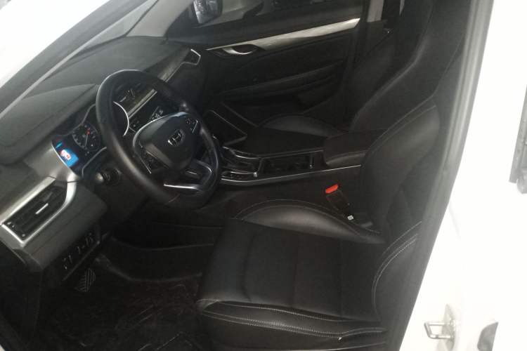 Used Geely Auto Emgrand 2019 Leading Edition 1.5L CVT Luxury Model China VI Standard
