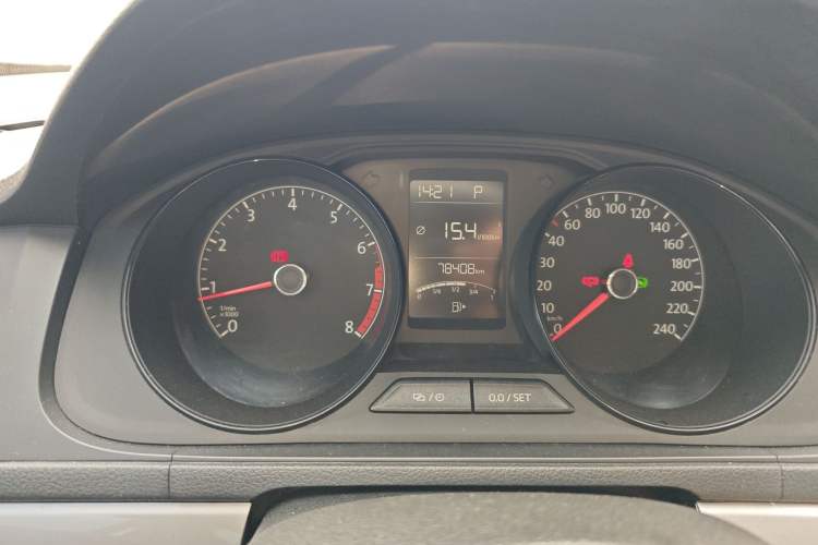 Used Volkswagen Gran Lavida 2015 1.6L Automatic Fashion Edition