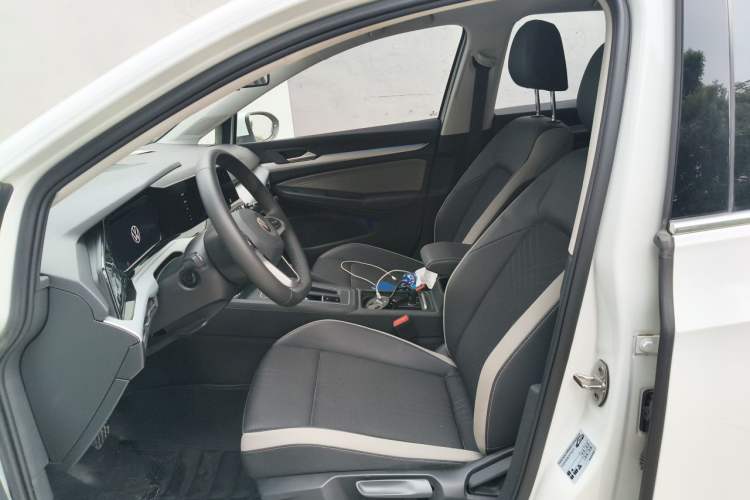 Used Volkswagen Golf 2023 Facelift 280TSI DSG Pro
