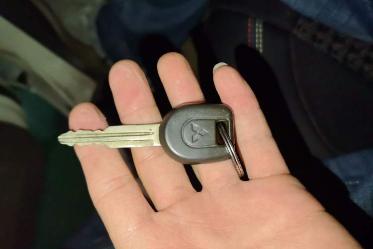 Used Mitsubishi Pajero 2011 V73 3.0L MT GL Vehicle Key