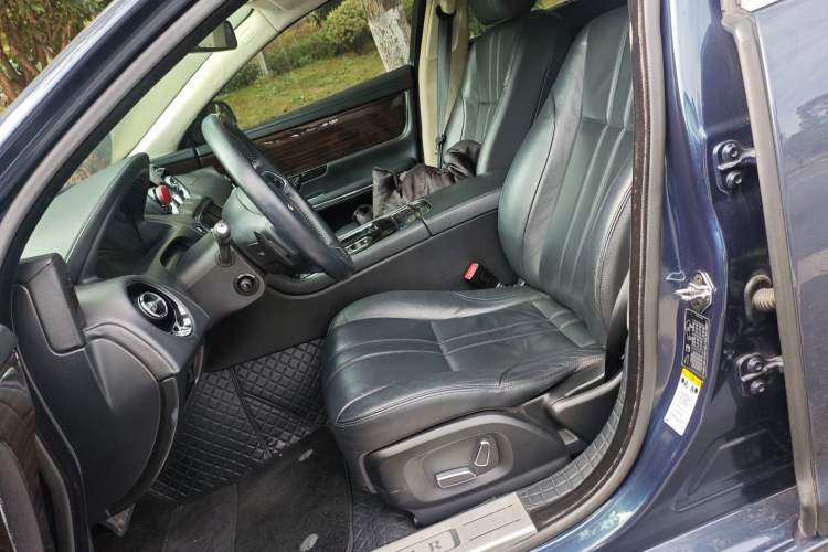 Used Jaguar XJ 2013 XJL 3.0 SC Cambridge Limited Edition Left Front Seat