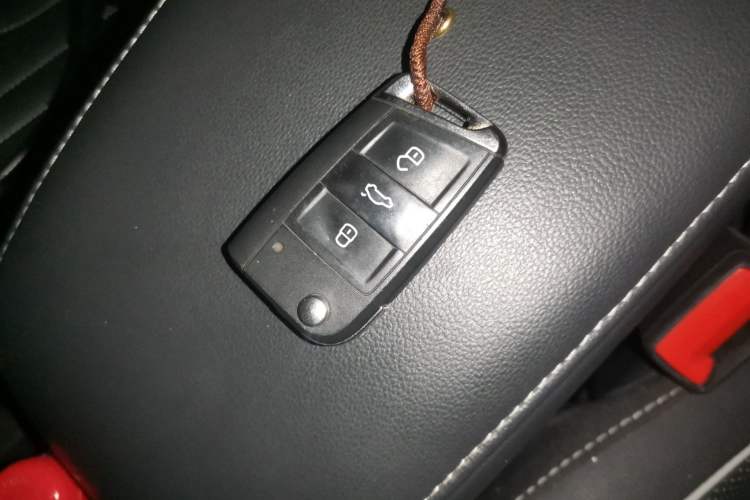 Used Volkswagen Tiguan L 2021 330TSI Automatic Two-Wheel Drive Smart Edition Vehicle Key