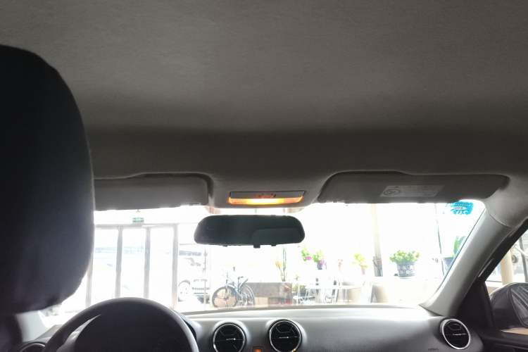 Used Volkswagen Jetta 2017 1.4L Manual Fashion Edition
