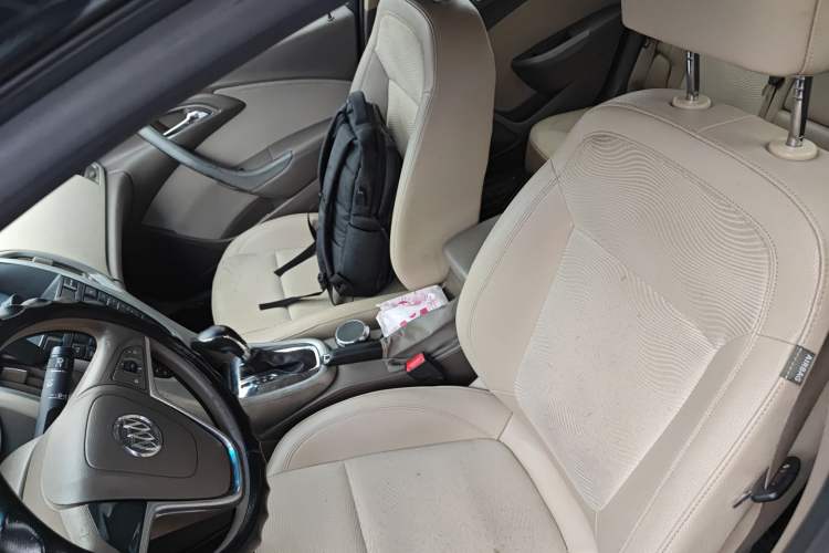 Used Buick GT 2013 GT 1.6L Automatic Fashion Edition Left Front Seat