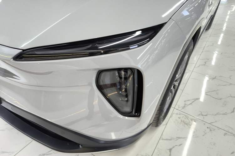 Used Nio ES6 2023 75 kWh Left Front Headlight