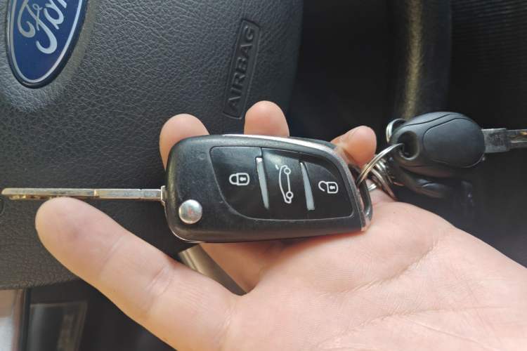 Used Ford Focus 2013 Hatchback Classic 1.8L Automatic Base Model Vehicle Key