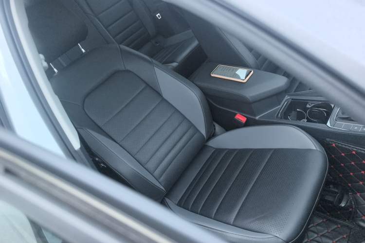 Used Volkswagen Sagitar 2019 280TSI DSG Comfort Version China VI Standard Right Front Seat