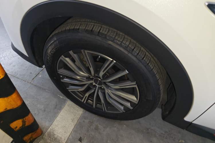 Used JETOUR X70 PRO 2023 1.5T DCT Comfort Edition 5 Seats