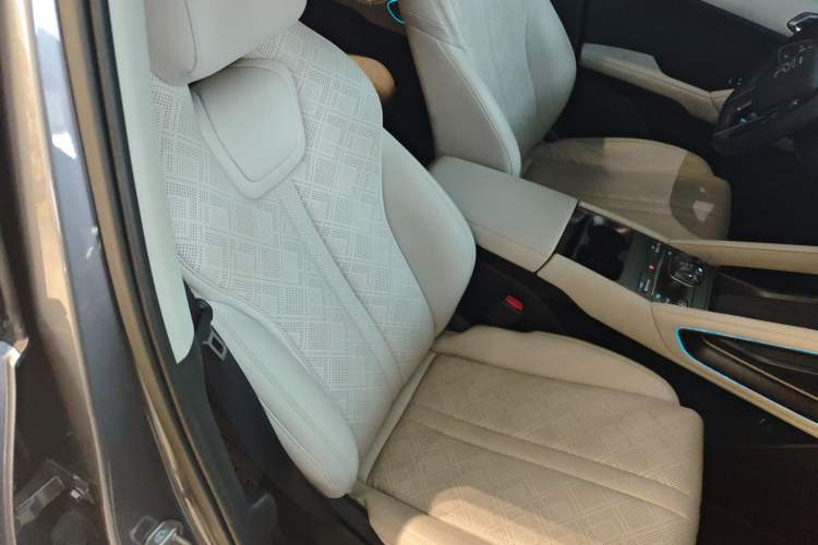 Used BYD Yuan UP 2024 401KM Beyond Edition