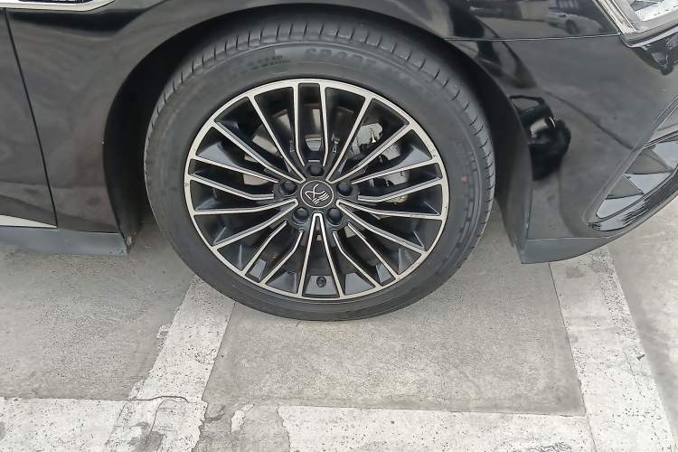 Used BYD Han 2022 DM-i 121KM Luxury Model