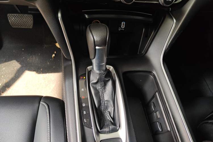 Used Honda Inspire 2022 260TURBO Elegant Edition Gear Lever
