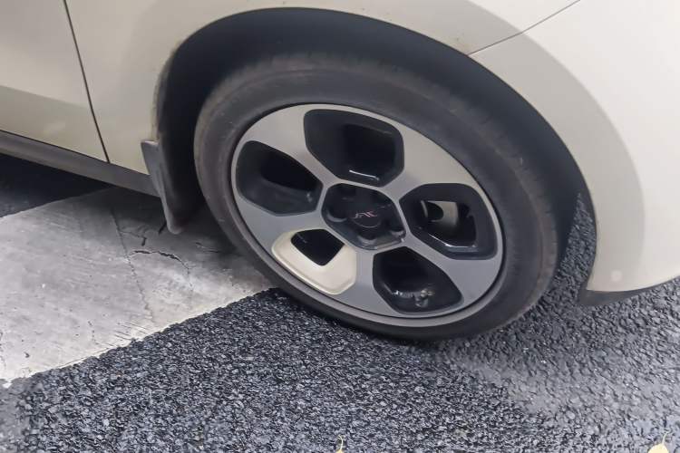 Used JAC Yiwei 3 2023 405km Air